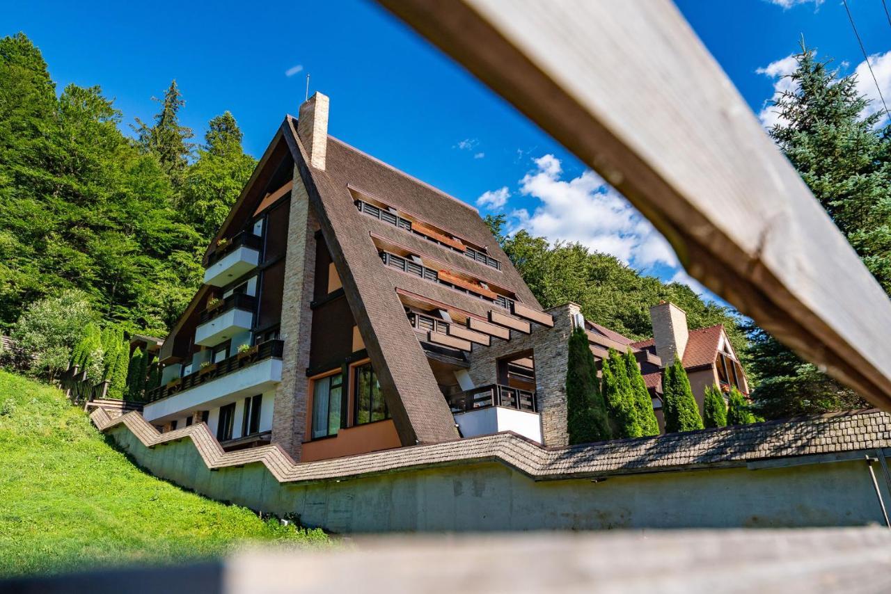 Hotel Casa Freya Buşteni Exterior foto